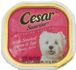 Cesar Sunrise dog food with smoked bacon & egg in meaty juices Center Front Picture