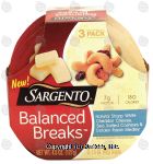 Sargento(R) Balanced Breaks natural sharp white cheddar cheese, sea salted cashews & golden raisin medley, 3 - 1.5 oz snacks Center Front Picture